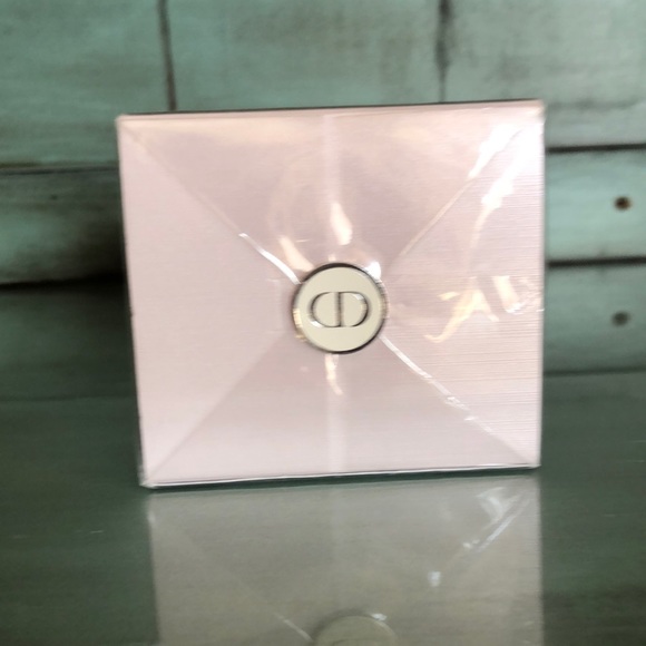 DIOR - Picture 2 of 4